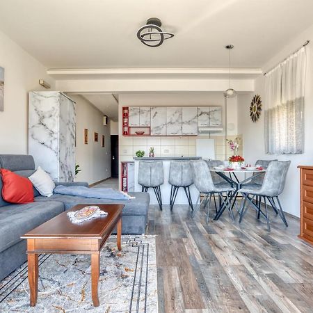 Apartment With A View Будва Екстериор снимка