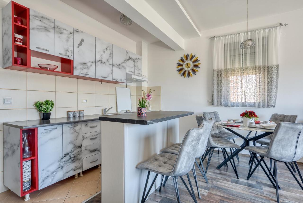 Apartment With A View Будва Екстериор снимка