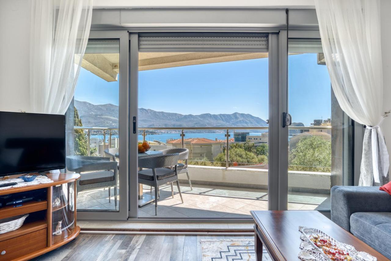 Apartment With A View Будва Екстериор снимка
